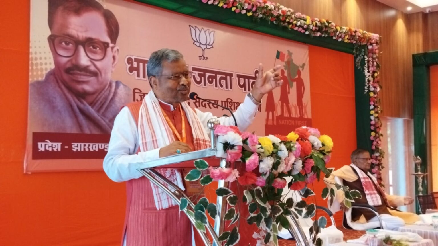 परिवारवाद को हराना है,राष्ट्रवाद को जीताना है : बाबूलाल मरांडी