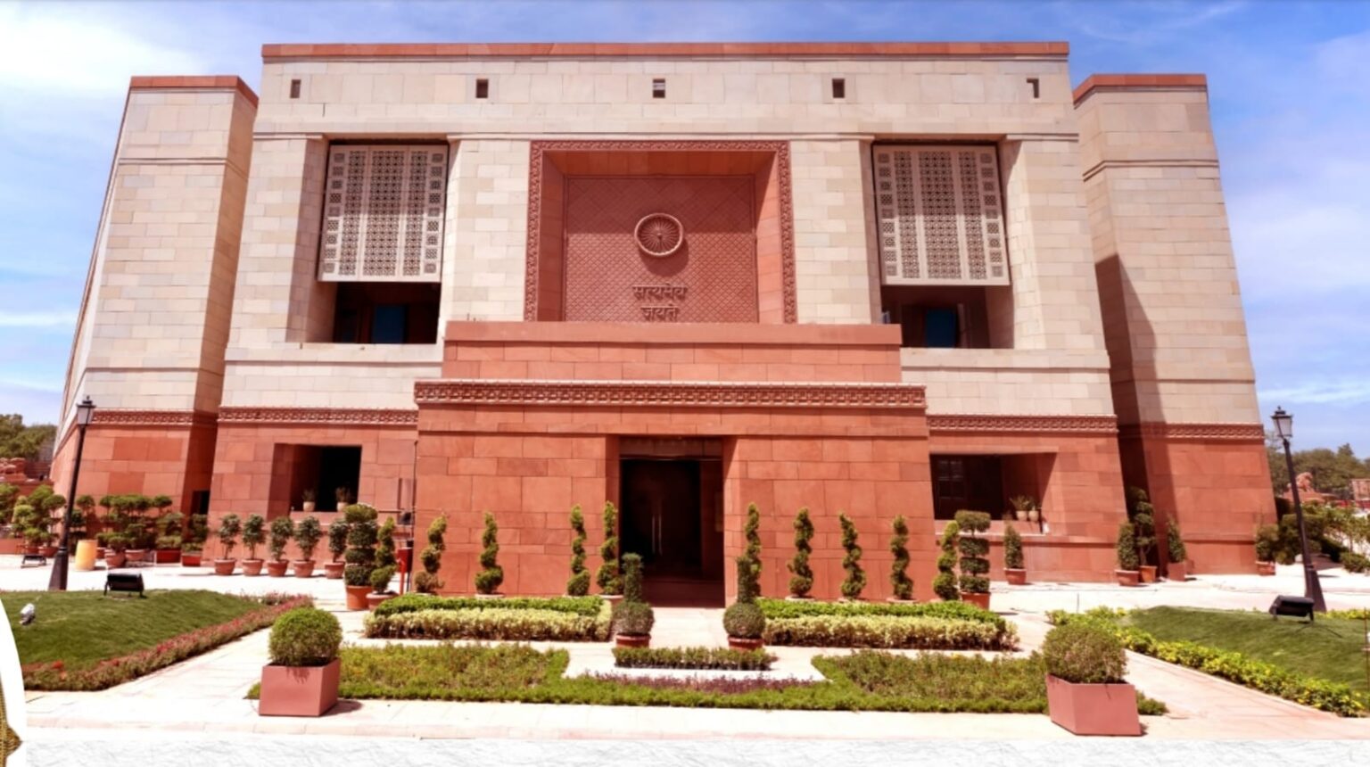 19 सितंबर से संसद की कार्यवाही नए भवन में स्थानांतरित हो जाएगी: लोकसभा अध्यक्ष