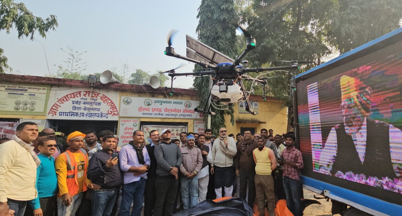 मोदी का विकास ”हरि अनंत हरि कथा अनंता” की तर्ज पर : गिरिराज सिंह