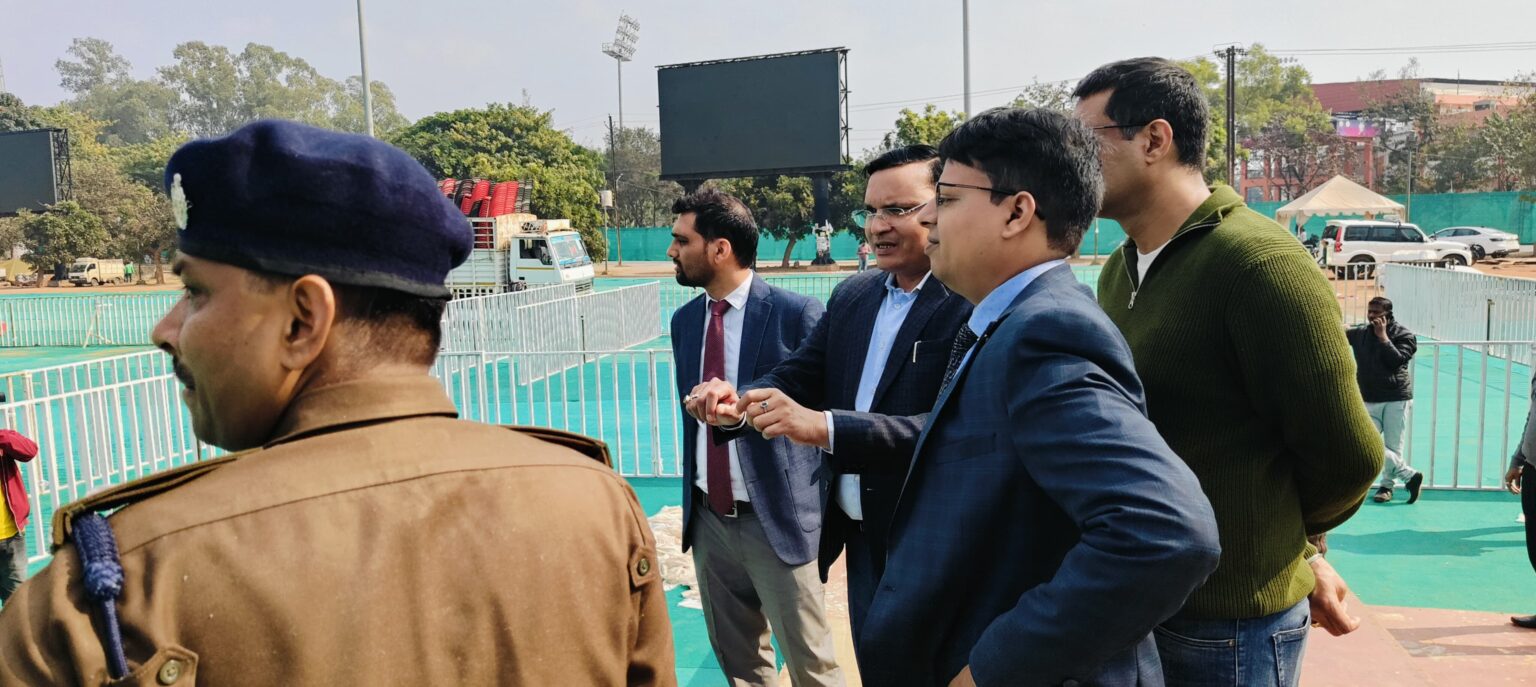 रांची उपायुक्त ने मुख्यमंत्री के कार्यक्रम की तैयारियों का लिया जायजा