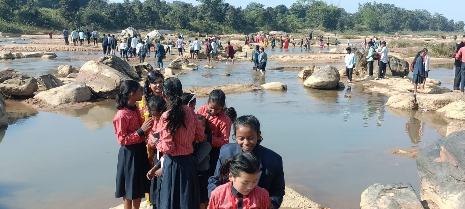 सैलानियों को लुभा रहे हैं खूंटी के दर्जनों मनोरम पर्यटन स्थल