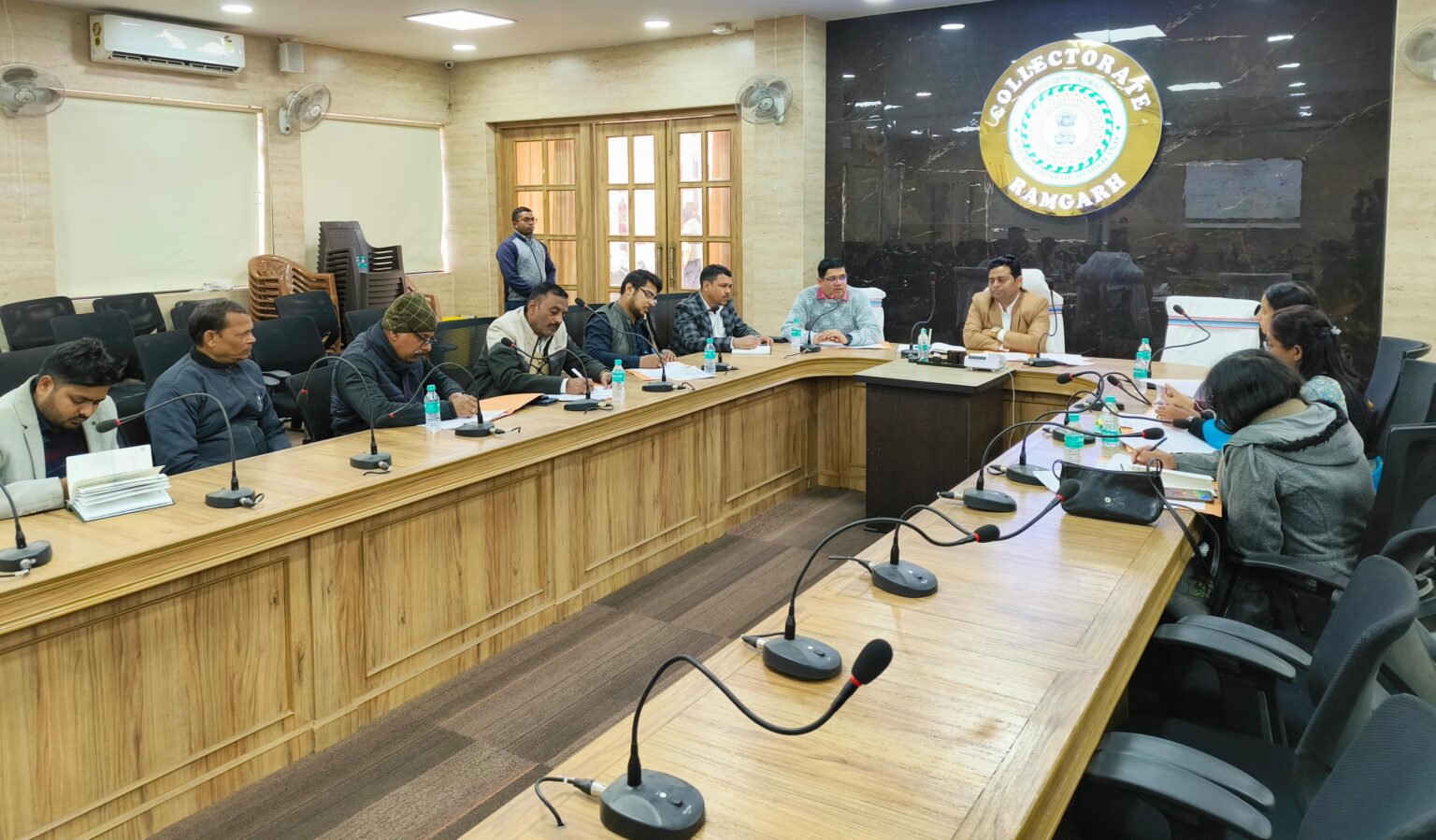 लोकसभा चुनाव को लेकर जिला स्तरीय स्वीप कोर कमेटी की बैठक