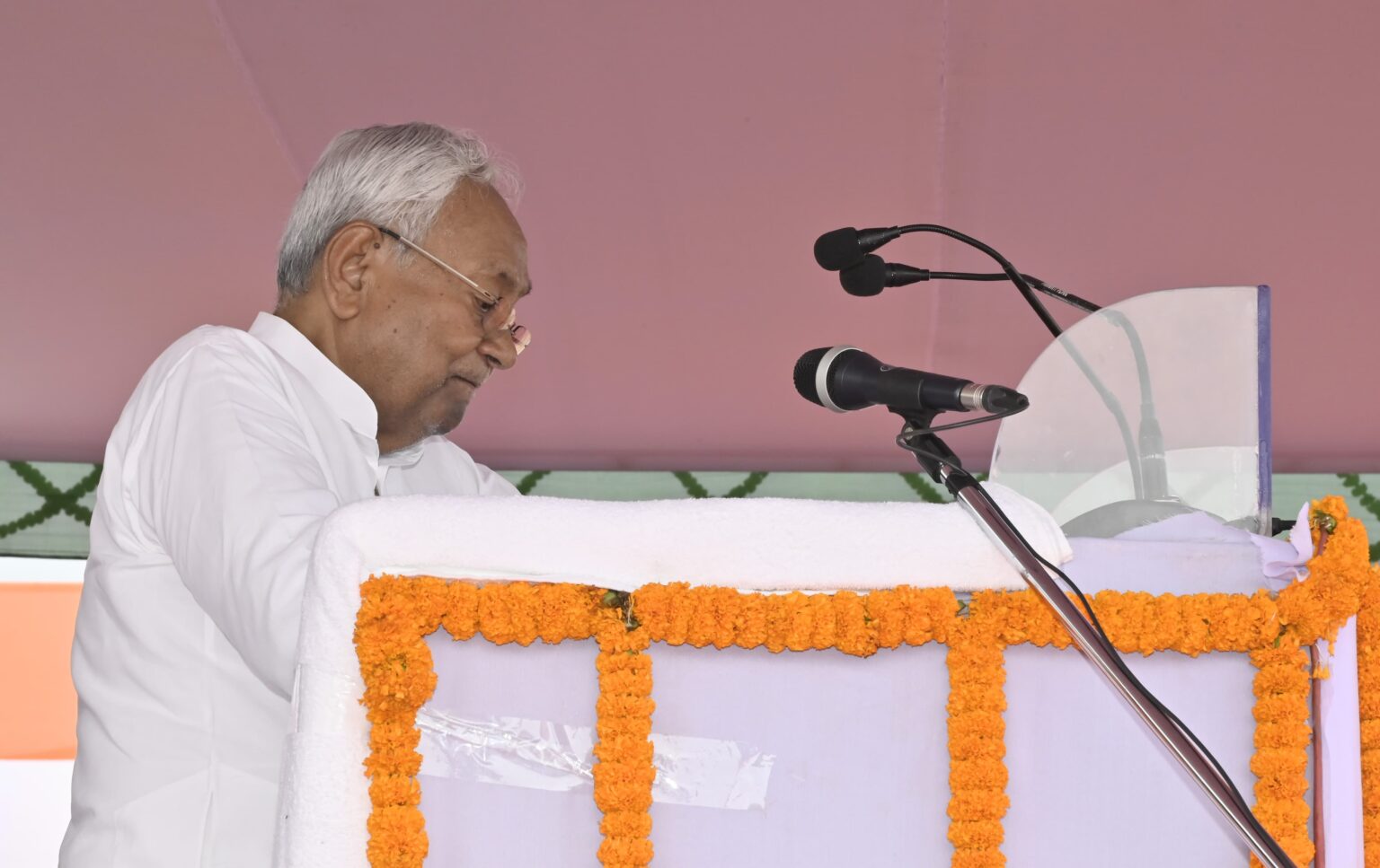 विधानसभा चुनाव से पहले 12 लाख लोगों को देंगे रोजगार : नीतीश कुमार