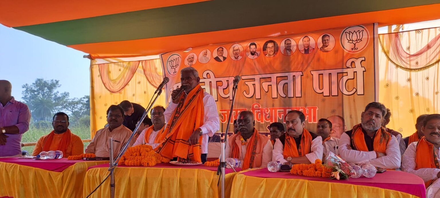 यह चुनाव झारखंड की अस्मिता बचाने की है : चंपाई सोरेन