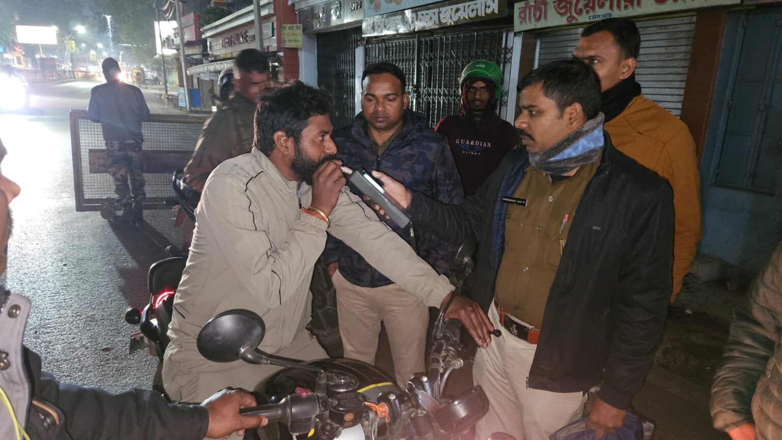 रांची में देर रात चला एंटी क्राइम जांच अभियान