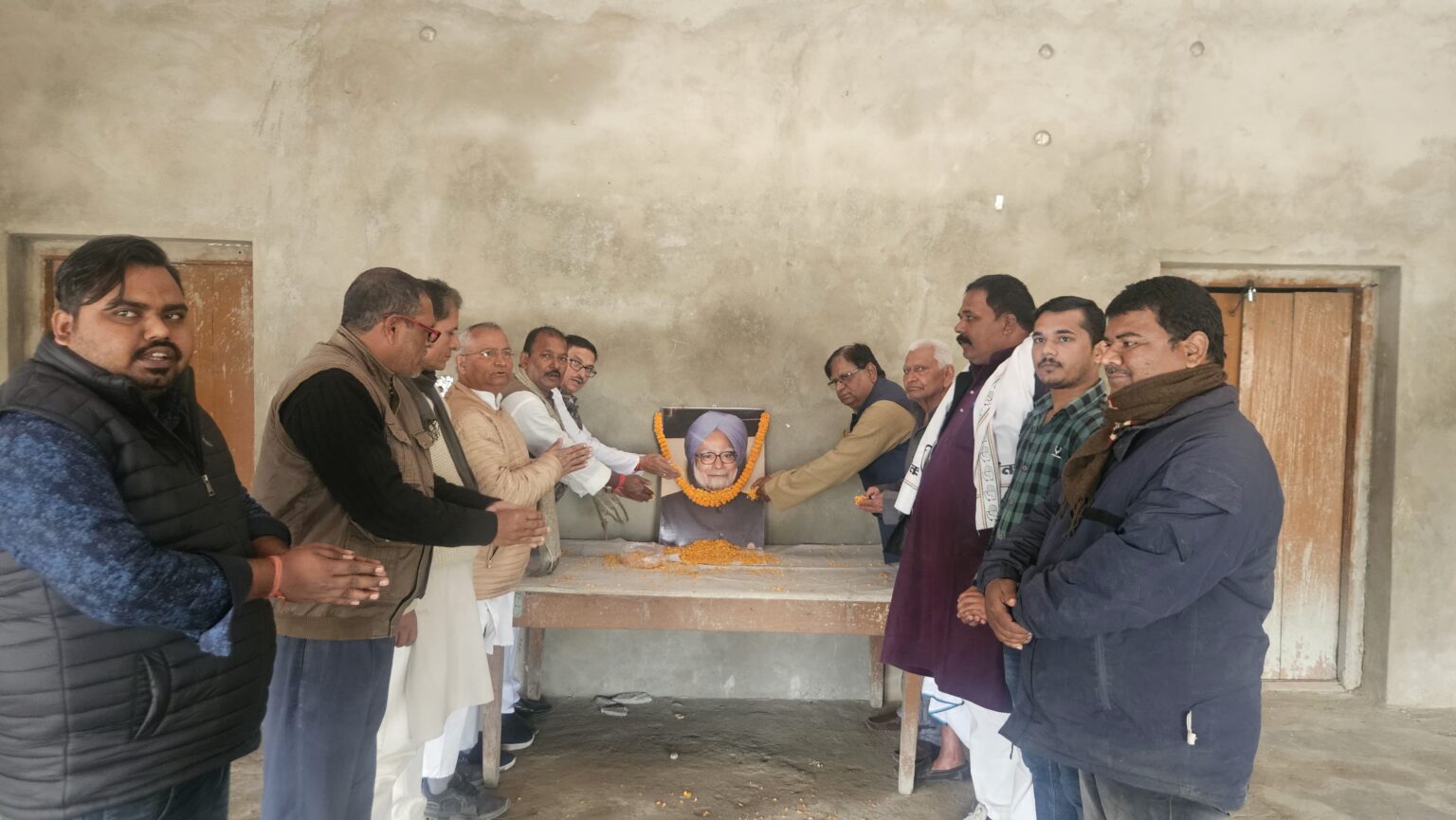 पूर्व प्रधानमंत्री डा.मनमोहन सिंह को दी गई श्रद्धांजलि