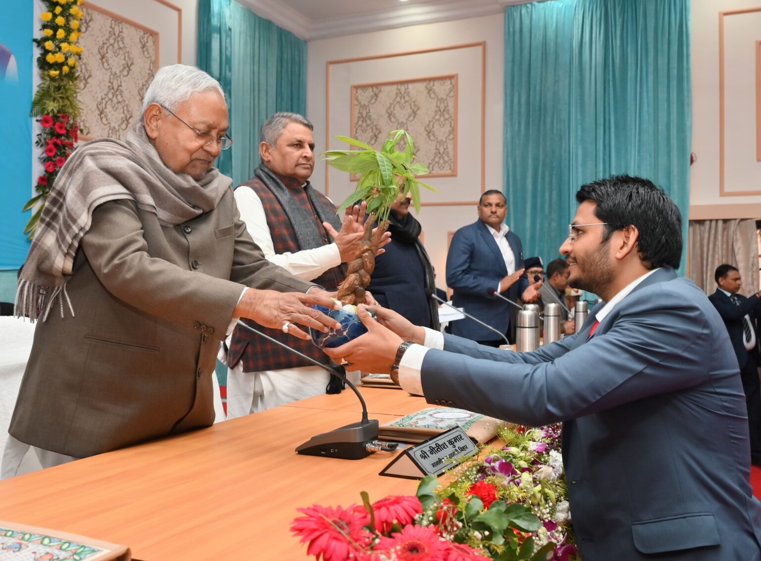 मुख्यमंत्री ने मधुबनी जिले को दी 1107 करोड़ रुपये से अधिक की सौगात