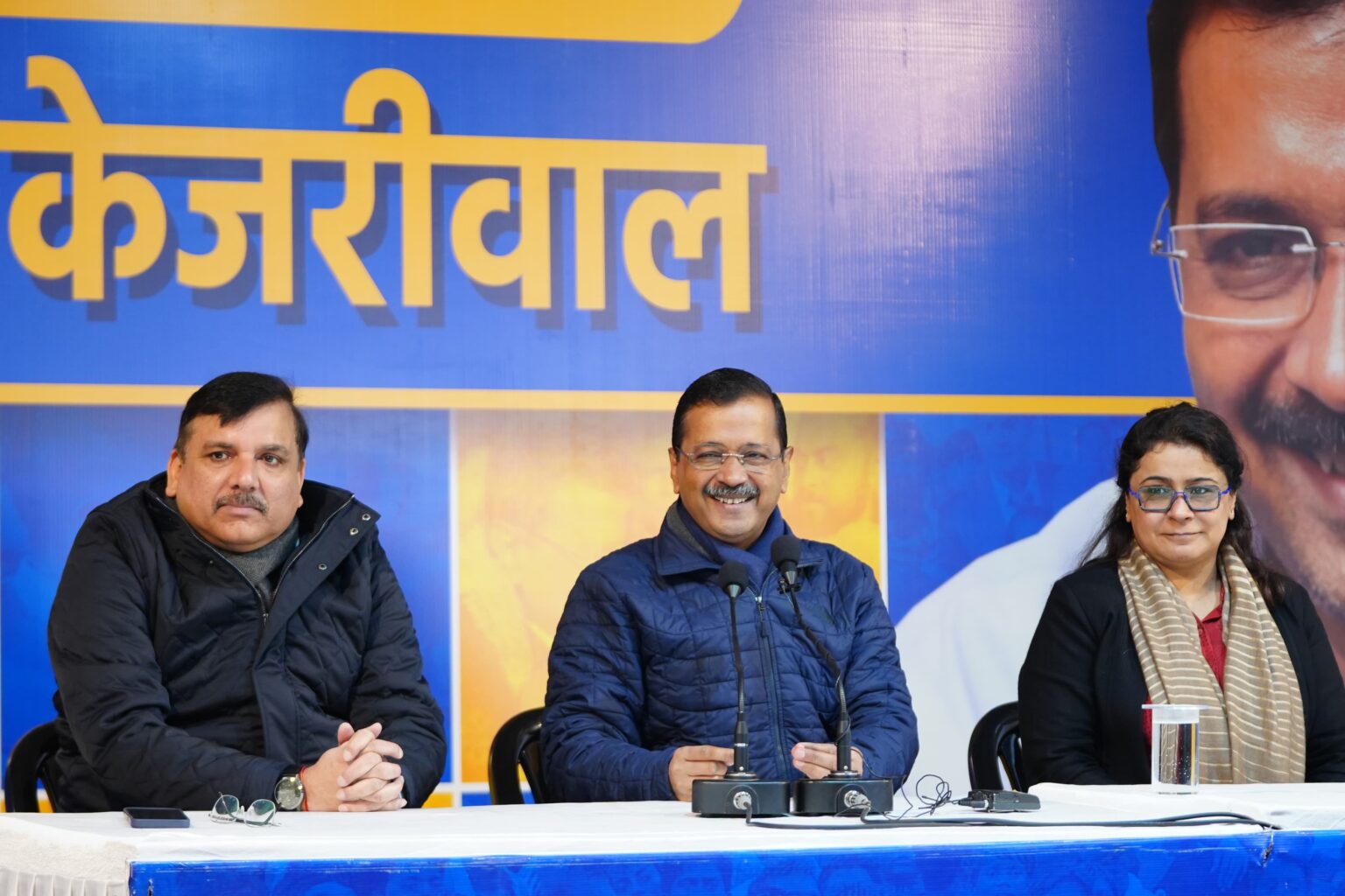 केजरीवाल ने किया छात्रों को मुफ्त बस और मेट्रो किराये में रियायत का वादा