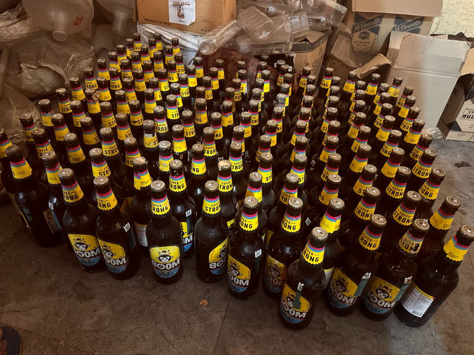 भारी मात्रा में विदेशी शराब बरामद