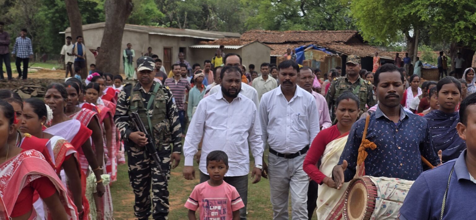 बच्चों को शिक्षा से वंचित न रखें, चाहे इसके लिए कोई भी त्याग क्यों न करना पड़े : विधायक