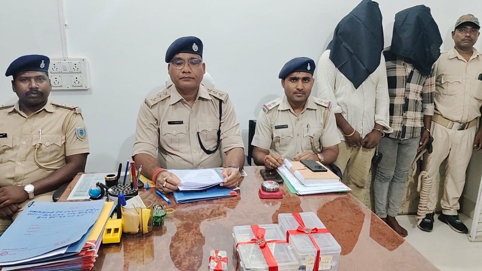 फाइनेंस कर्मी लूटकांड का उद्भेदन, दो गिरफ्तार