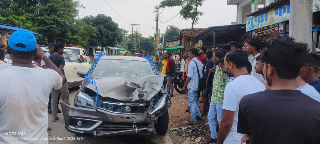 बरवाडीह–मेदनीनगर मार्ग पर भीषण सड़क हादसा बरवाडीह