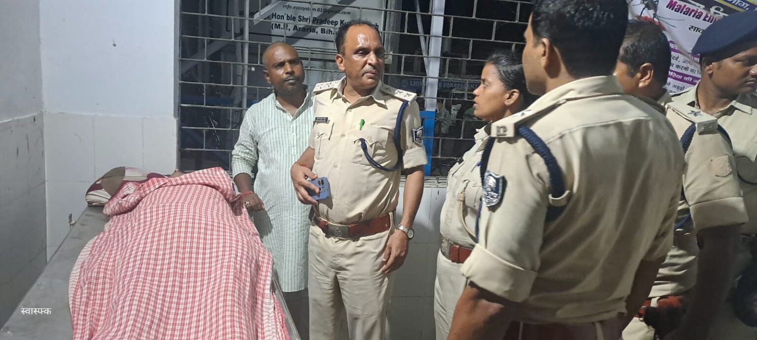 बिहार के अररिया में अनियंत्रित बाइक पेड़ से टकरायी, तीन लाेगाें की मौत