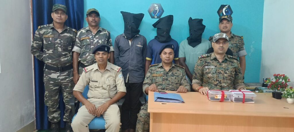 सरायकेला पुलिस ने किया ट्रैक्टर चोरी का खुलासा, तीन आरोपित गिरफ्तार