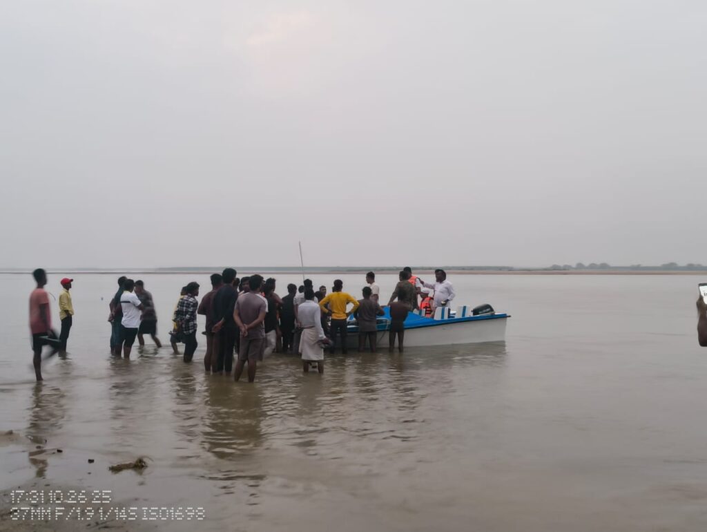 सोन नदी में डूबे तीनों युवकों के शव बरामद