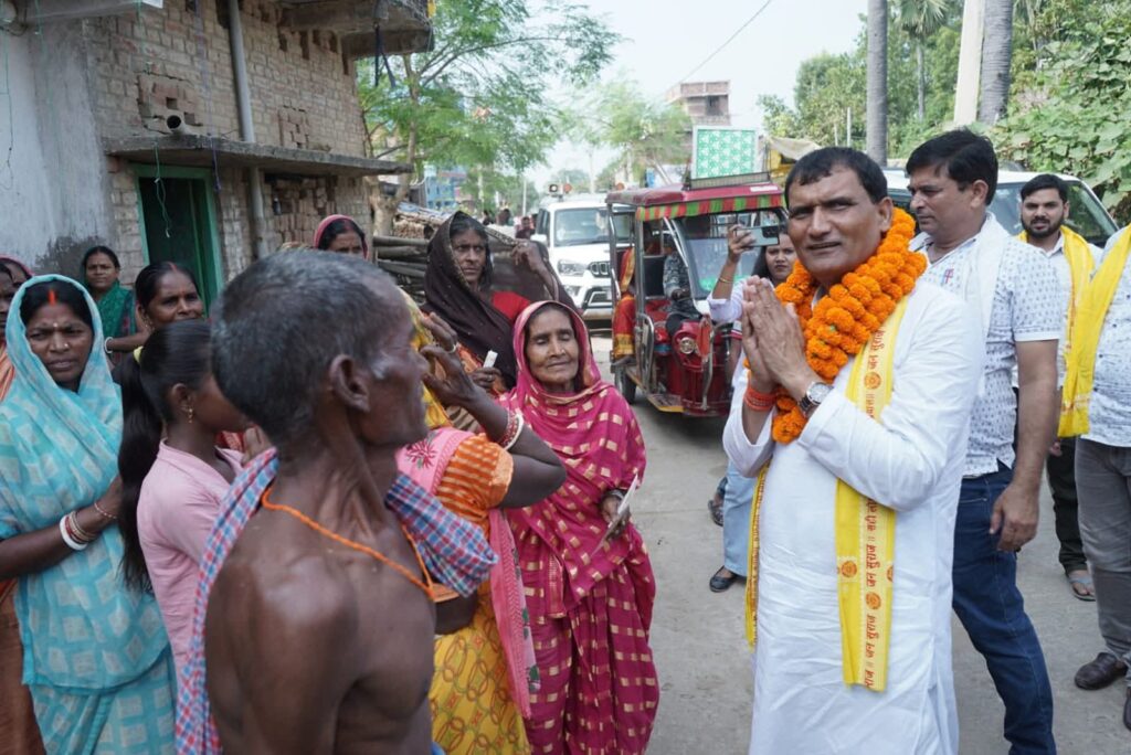 गरीबों का उत्थान कर नवादा का चौमुखी विकास मेरा लक्ष्य: डॉ. अनुज