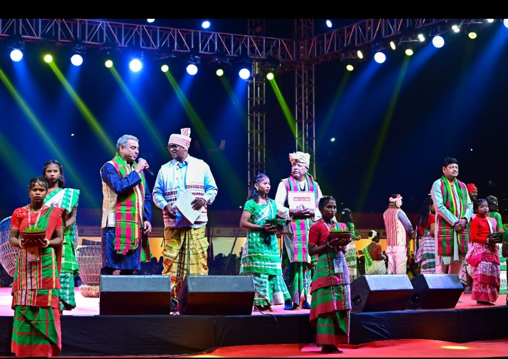 संवाद 2025 कार्यक्रम शुरू, अखड़ा शुद्धिकरण की रस्म ने भरा एकता की भावना