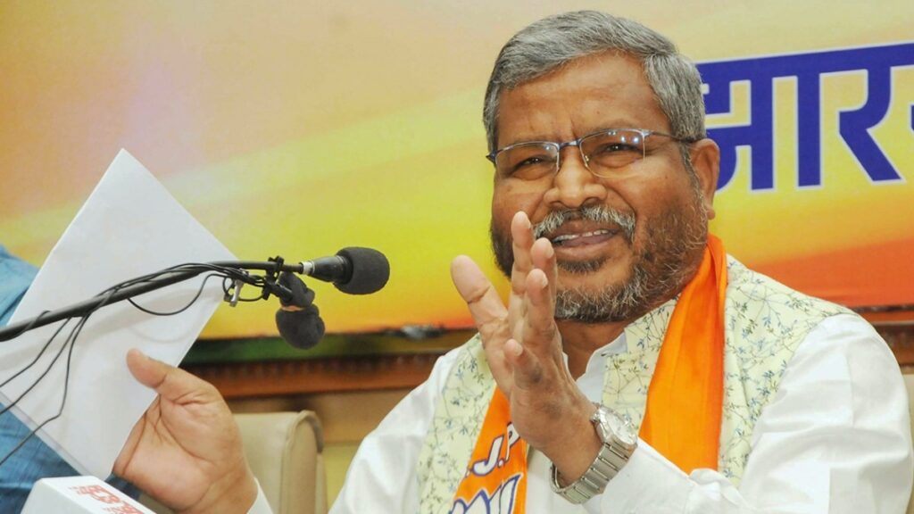 झारखंड में सारे गैरकानूनी खेल राज्य सरकार के संरक्षण में खेले जा रहे हैं : बाबूलाल