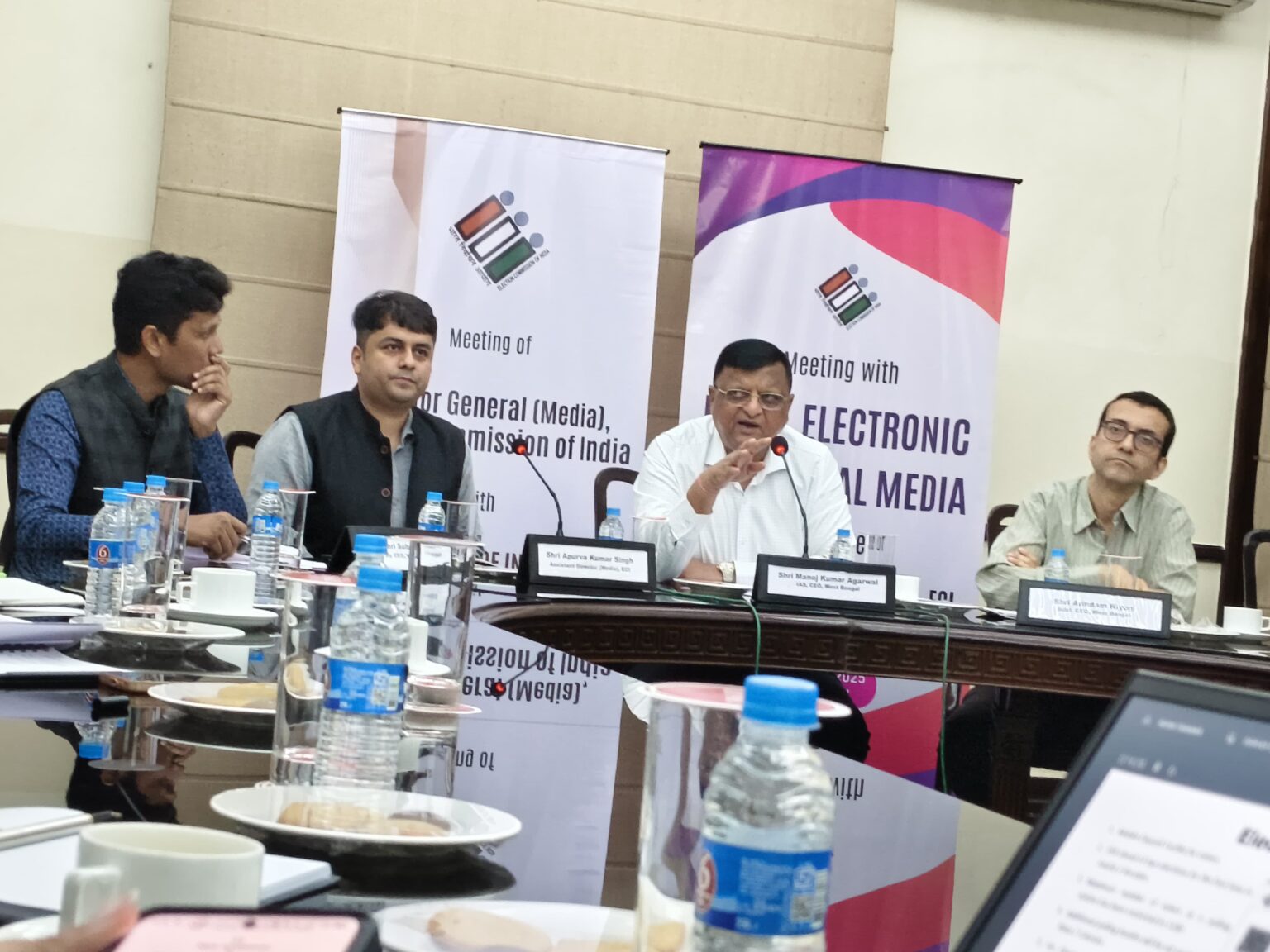 बंगाल चुनाव तैयारियों की समीक्षा टली: राज्य सरकार के अनुरोध पर केंद्रीय चुनाव आयोग का दौरा स्थगित