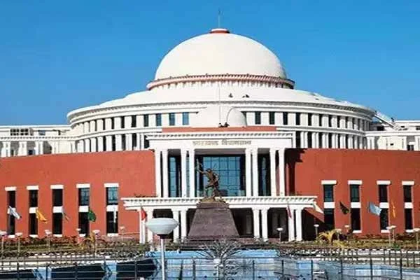 झारखंड विधानसभा में अवैध अफीम खेती का मुद्दा गरमाया, विधायक प्रदीप यादव ने भी राष्ट्रीय मुद्दे उठाए