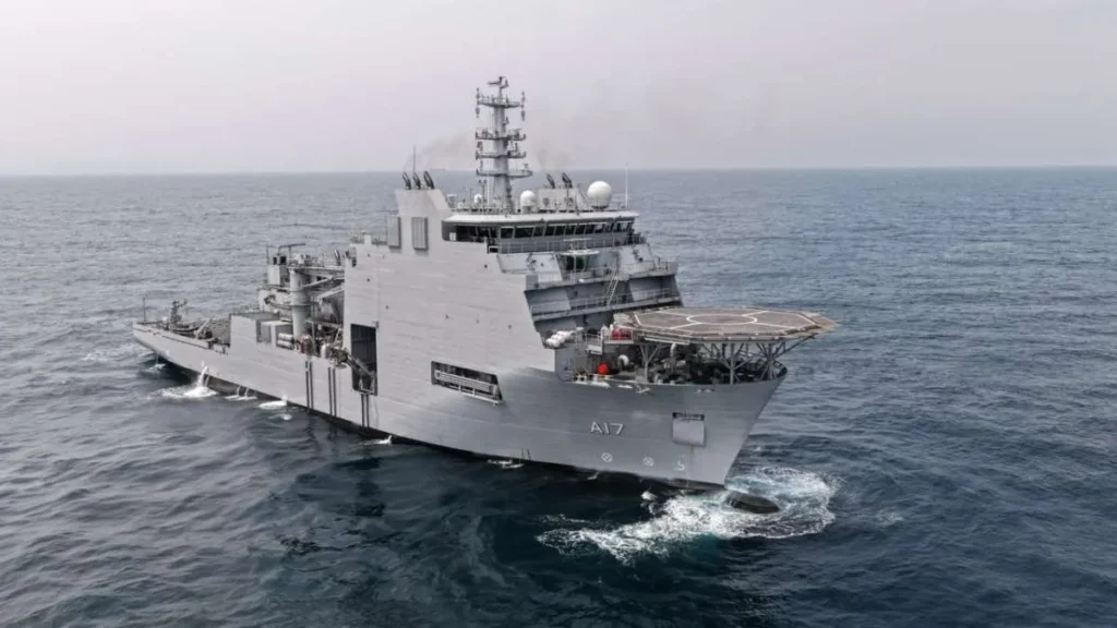 भारतीय नौसेना में शामिल हुआ INS निपुण, 1,000 मीटर गहराई तक रेस्क्यू करने में सक्षम